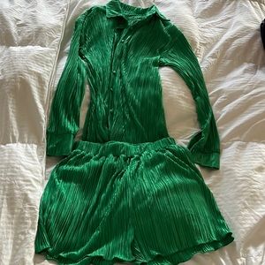 Brand new, never worn green plisse set! Perfect for Saint Pattys day or brunch